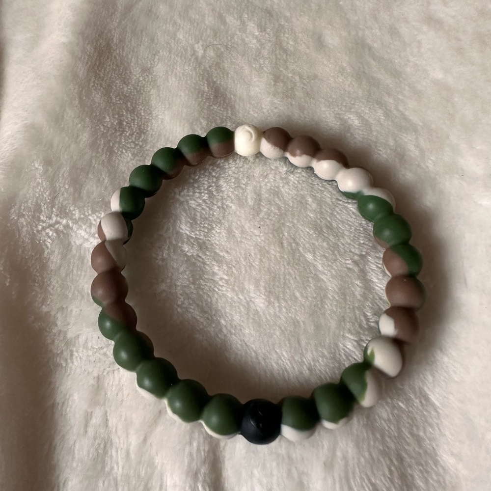 camo lokai bracelet